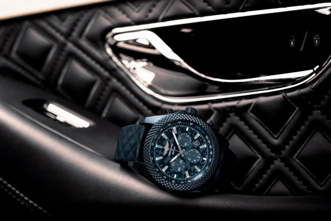 Breitling bentley gt laquo dark sapphire raquo edition pour accompagner la nouvelle gt 